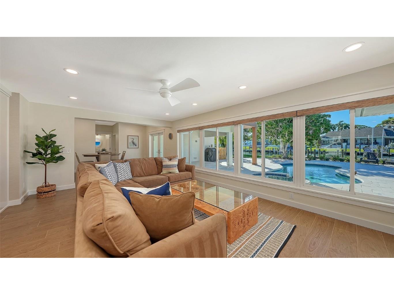 690 Old Compass Road Longboat Key FL 34228 A4670519 image21