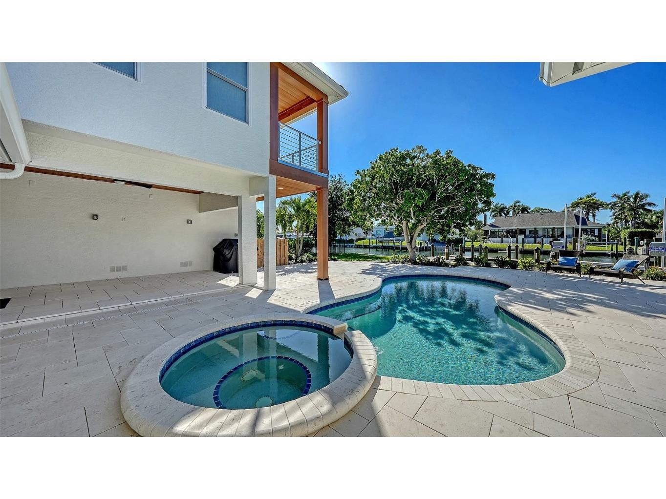 690 Old Compass Road Longboat Key FL 34228 A4670519 image57