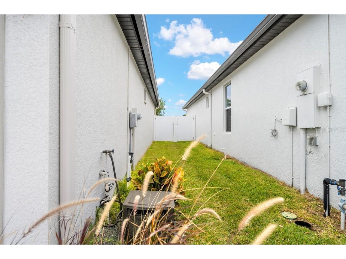 690 Old Windsor Way Spring Hill FL 34609 TB8446163 image45