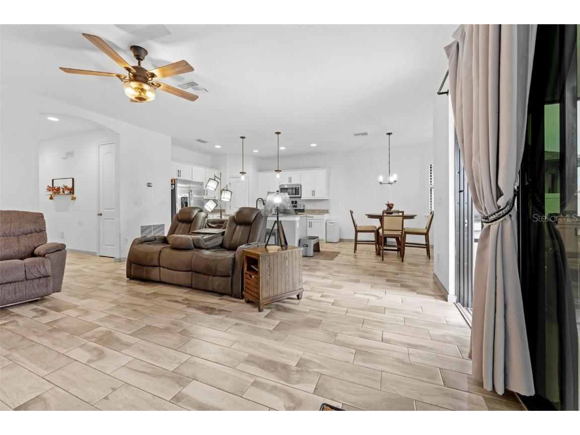 690 Old Windsor Way Spring Hill FL 34609 TB8446163 image6