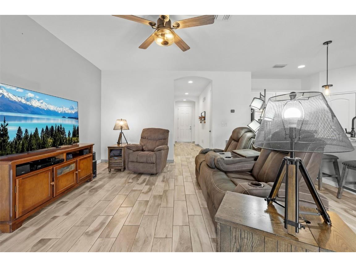 690 Old Windsor Way Spring Hill FL 34609 TB8446163 image8