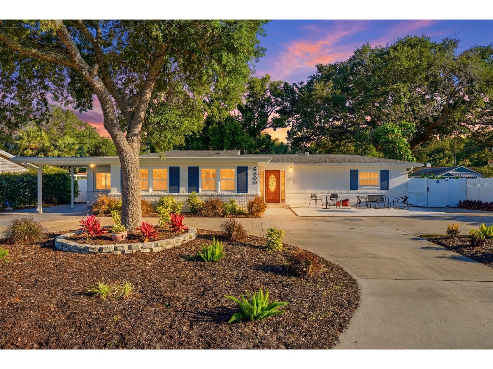 6900 10th Avenue N Saint Petersburg FL 33710 TB8506271 image1