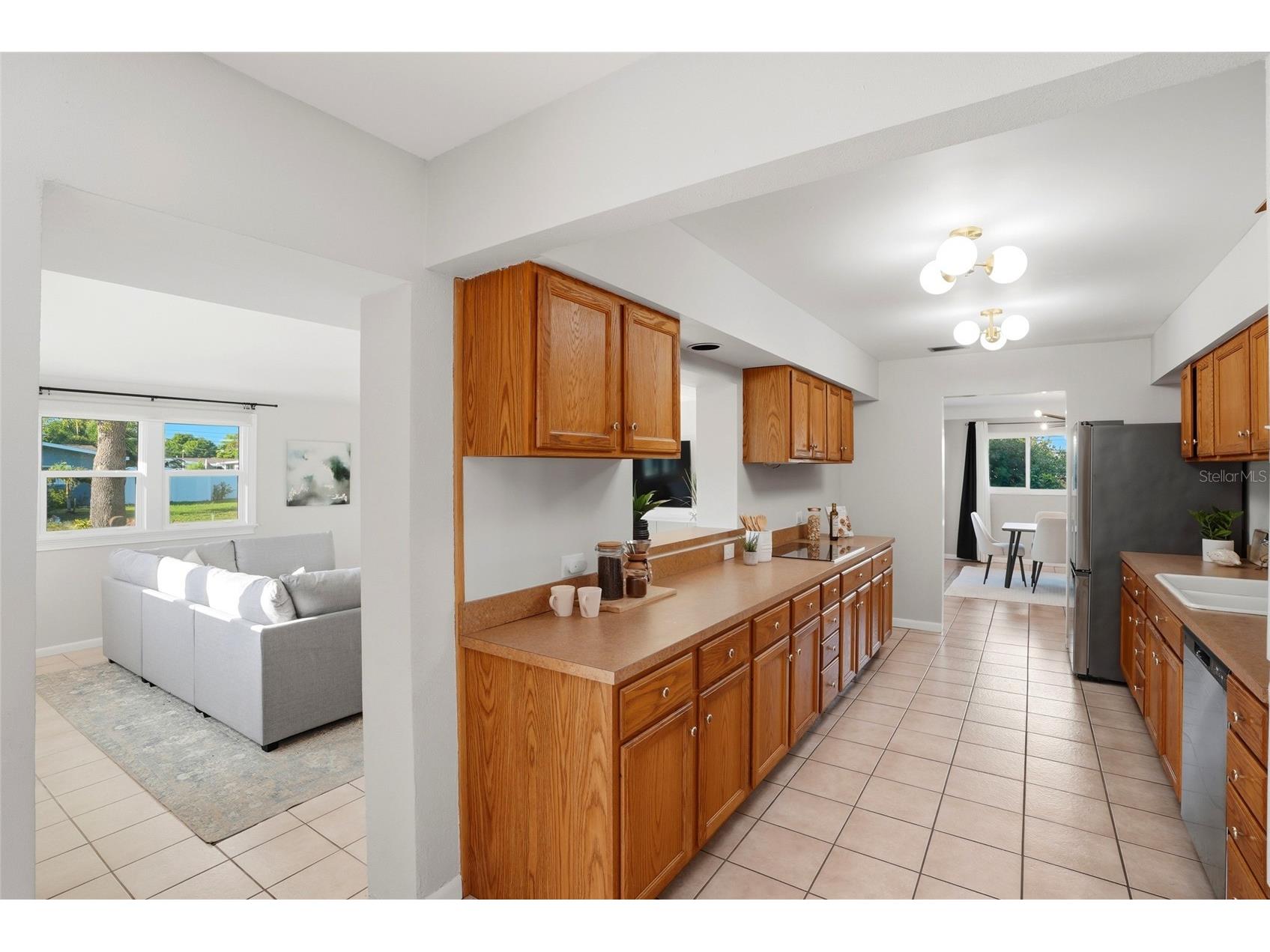 6900 10th Avenue N Saint Petersburg FL 33710 TB8506271 image14