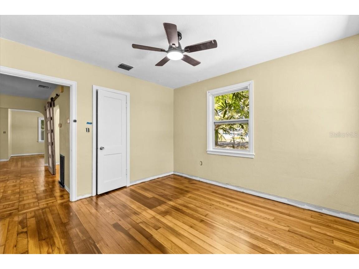 6900 9th Avenue N Saint Petersburg FL 33710 TB8448176 image19