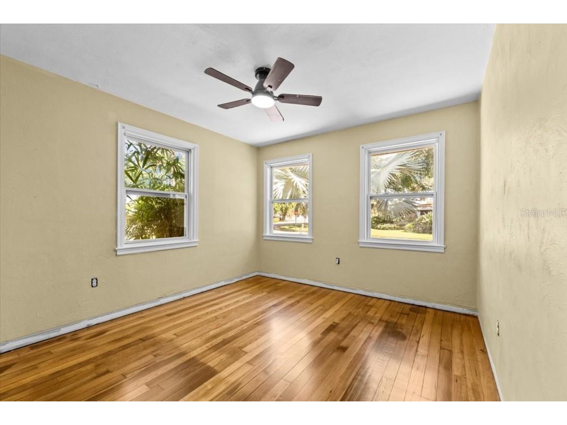 6900 9th Avenue N Saint Petersburg FL 33710 TB8448176 image20