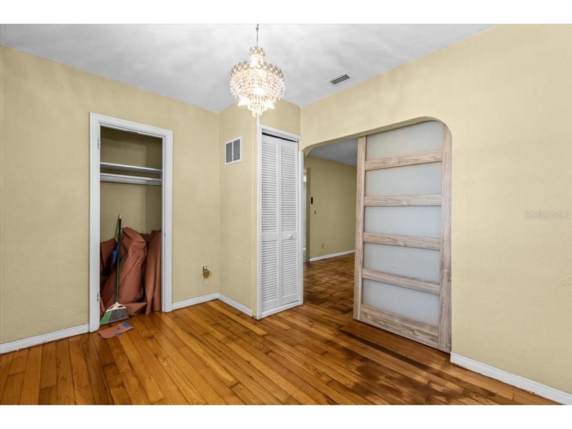 6900 9th Avenue N Saint Petersburg FL 33710 TB8448176 image22