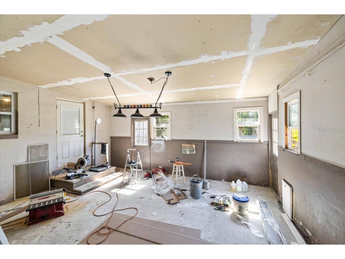 6900 9th Avenue N Saint Petersburg FL 33710 TB8448176 image27