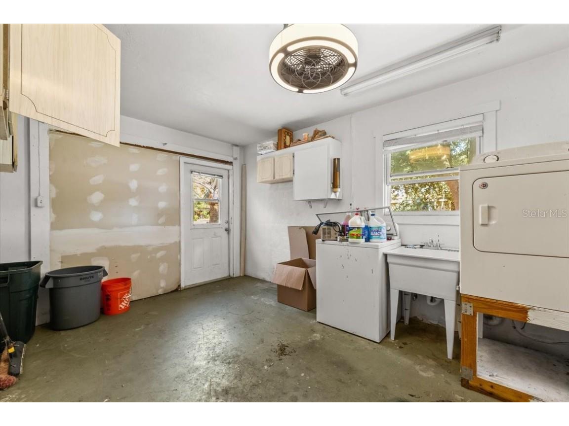 6900 9th Avenue N Saint Petersburg FL 33710 TB8448176 image32