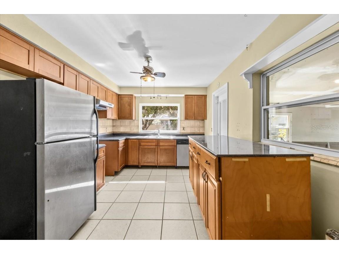 6900 9th Avenue N Saint Petersburg FL 33710 TB8448176 image9