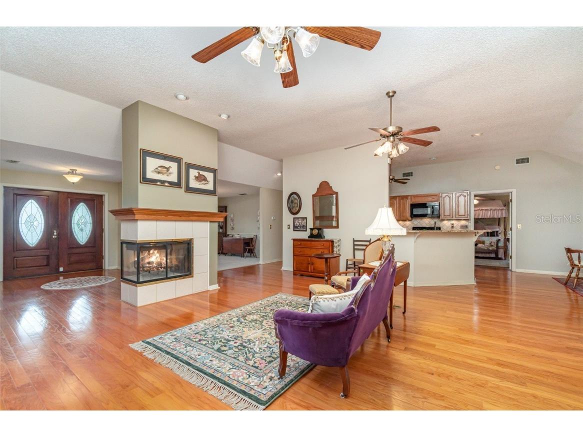 6901 Hayter Drive Lakeland FL 33813 L4955874 image2