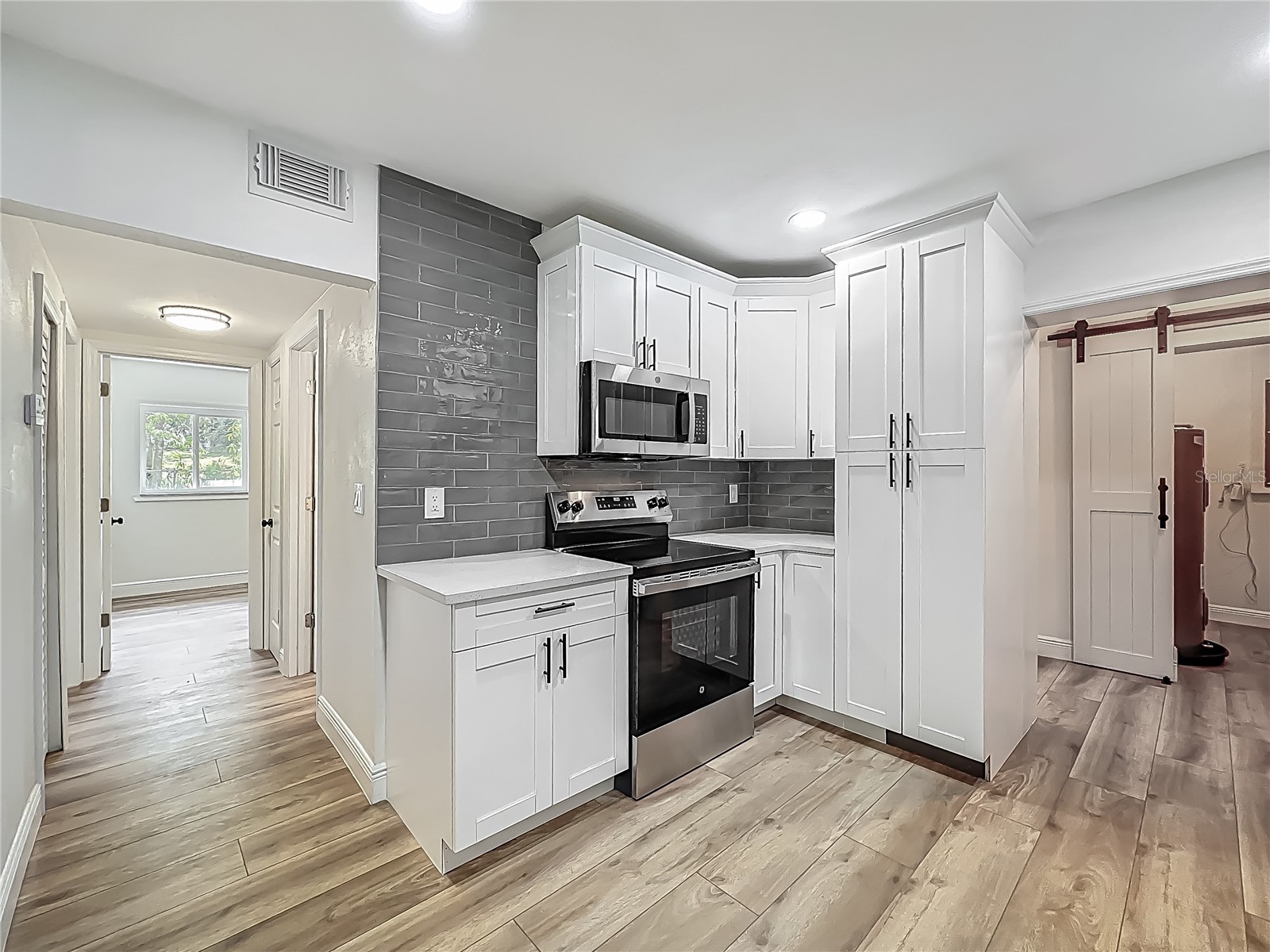 6901 N 19th Street Tampa FL 33610 TB8380846 image22