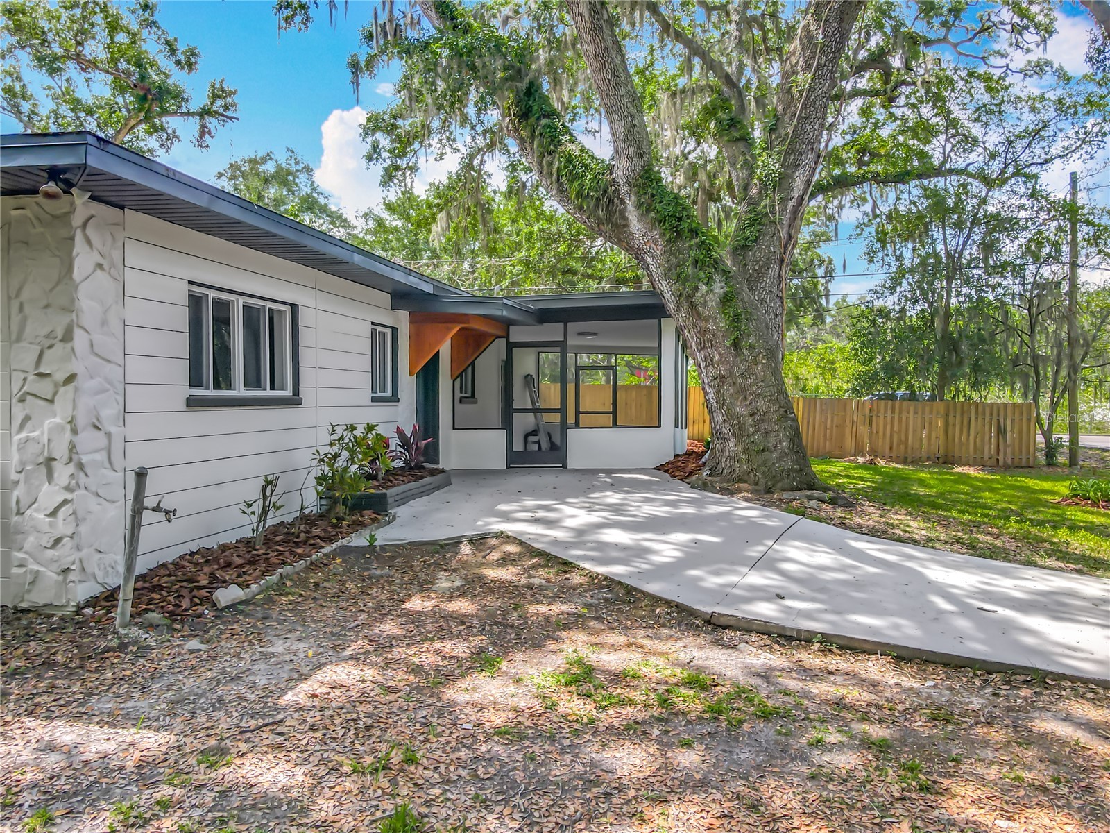 6901 N 19th Street Tampa FL 33610 TB8380846 image7