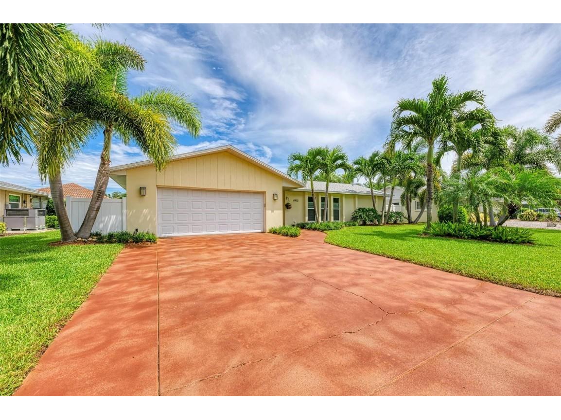 6902 15th Bradenton FL 34209 A4579964 image1