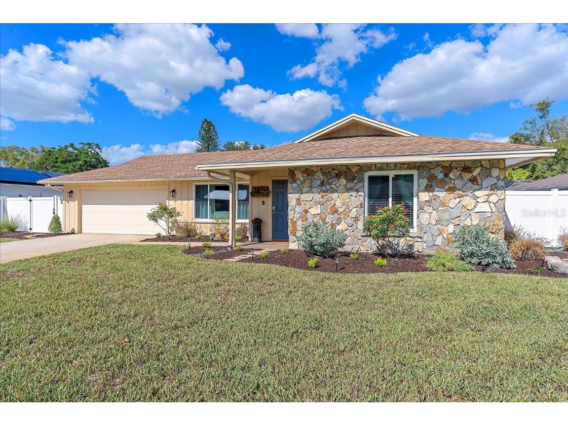 6902 23rd Avenue W Bradenton FL 34209 A4586645 image1