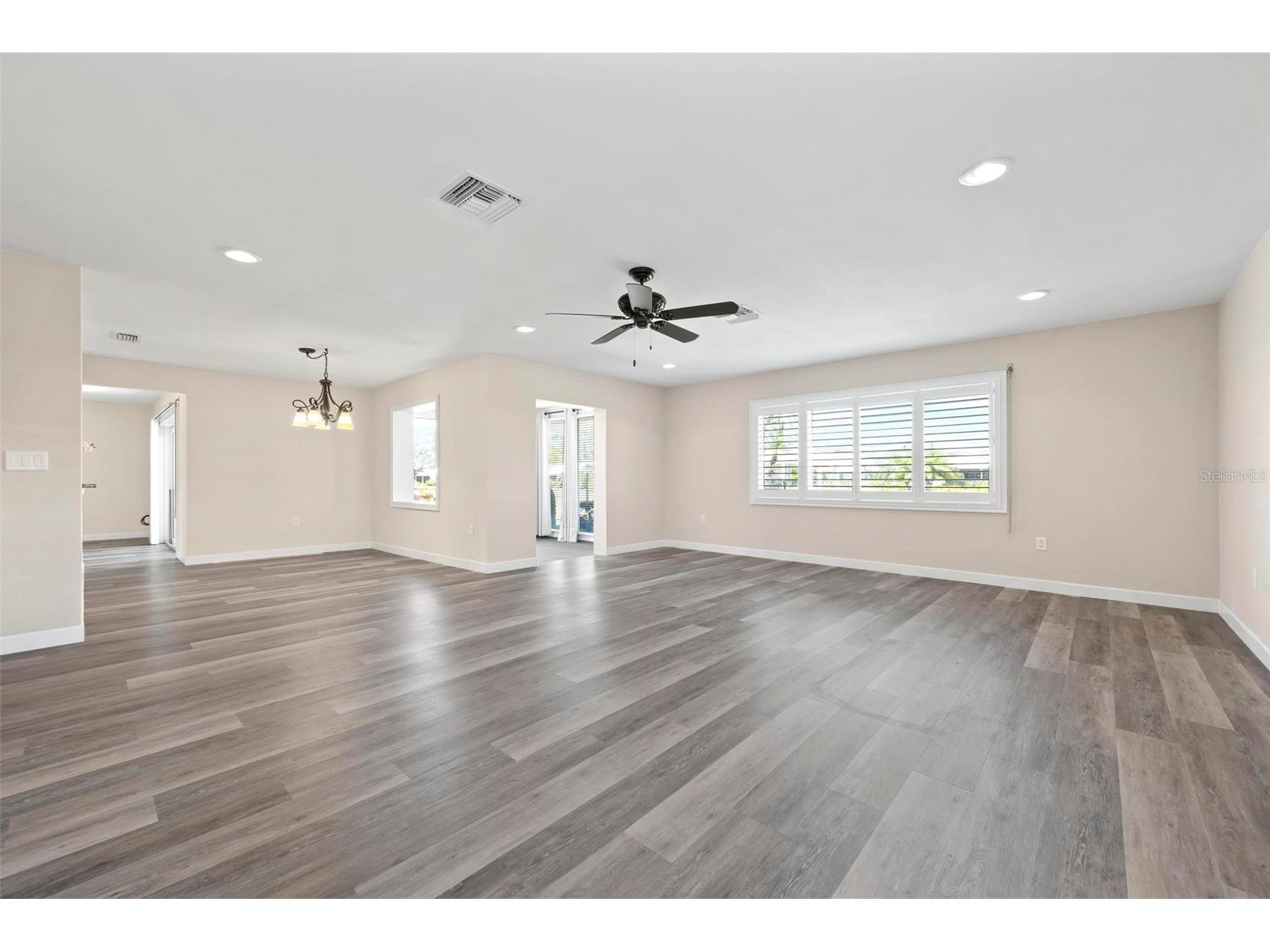 6902 8th Avenue W Bradenton FL 34209 A4678438 image10