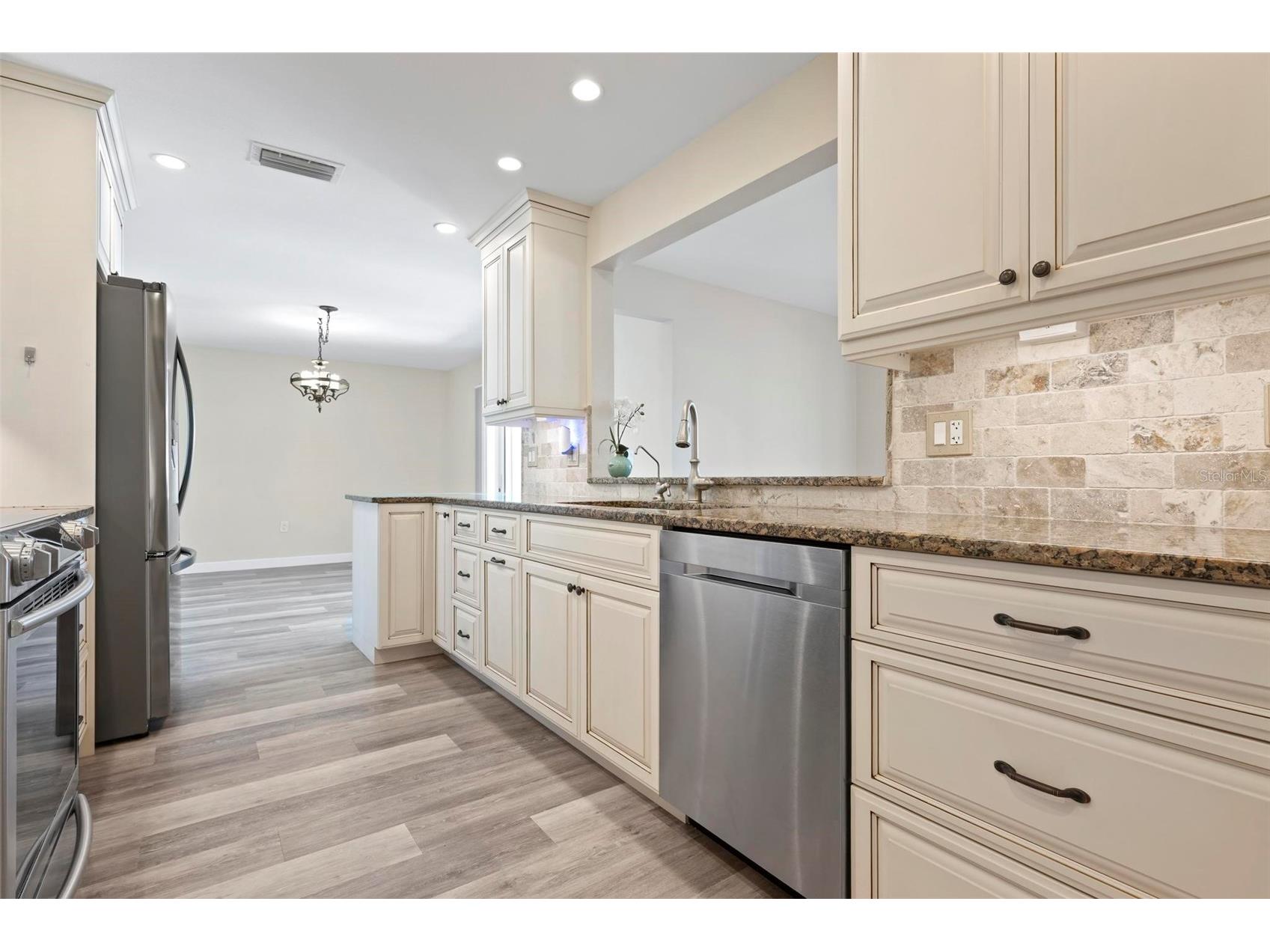 6902 8th Avenue W Bradenton FL 34209 A4678438 image21