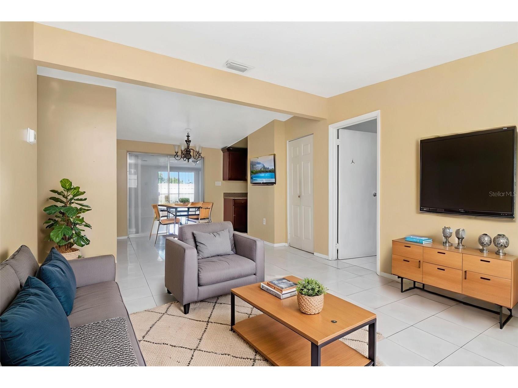 6903 Larmon Street Tampa FL 33634 TB8462158 image4