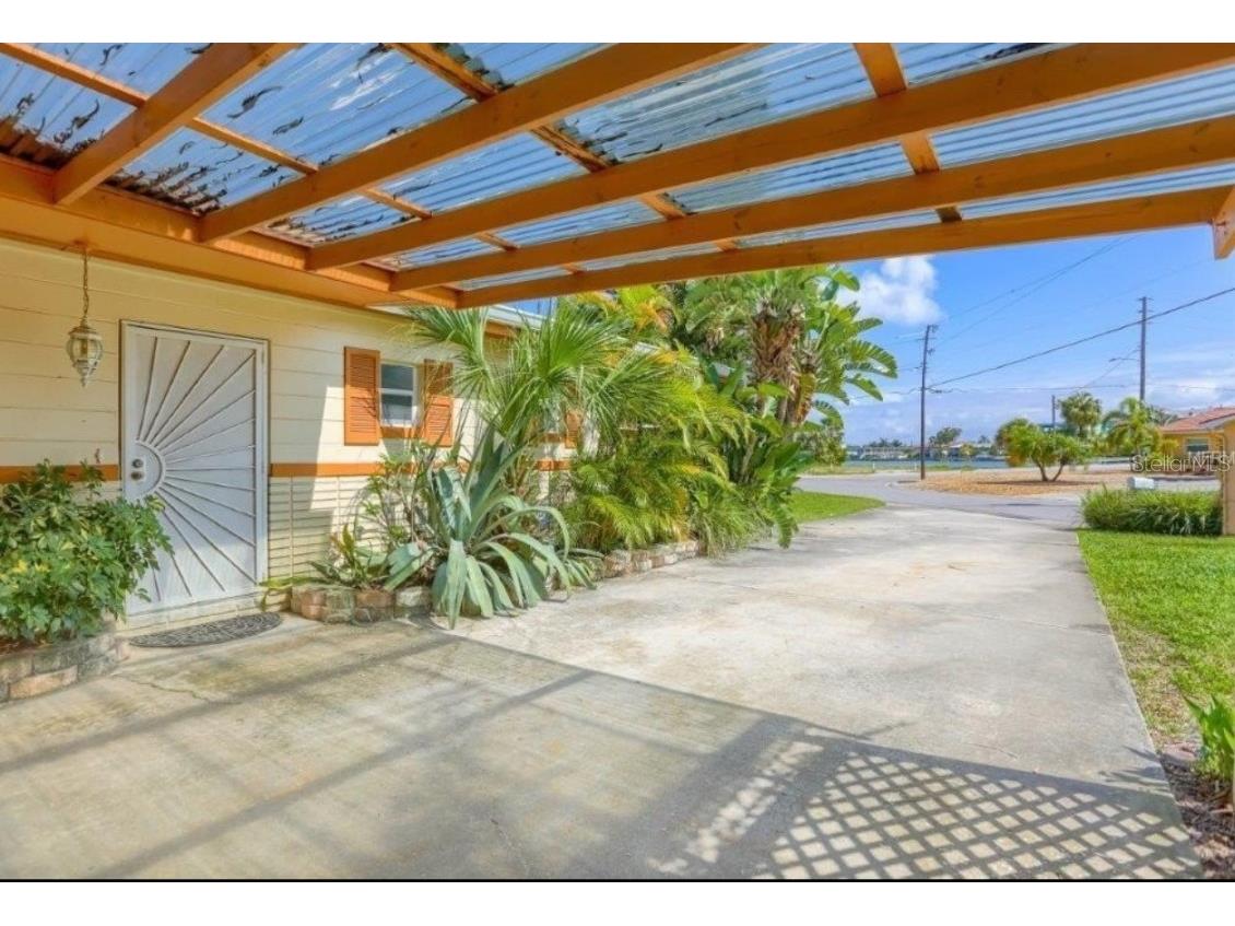 6903 S Shore Drive S South Pasadena FL 33707 U8224242 image1