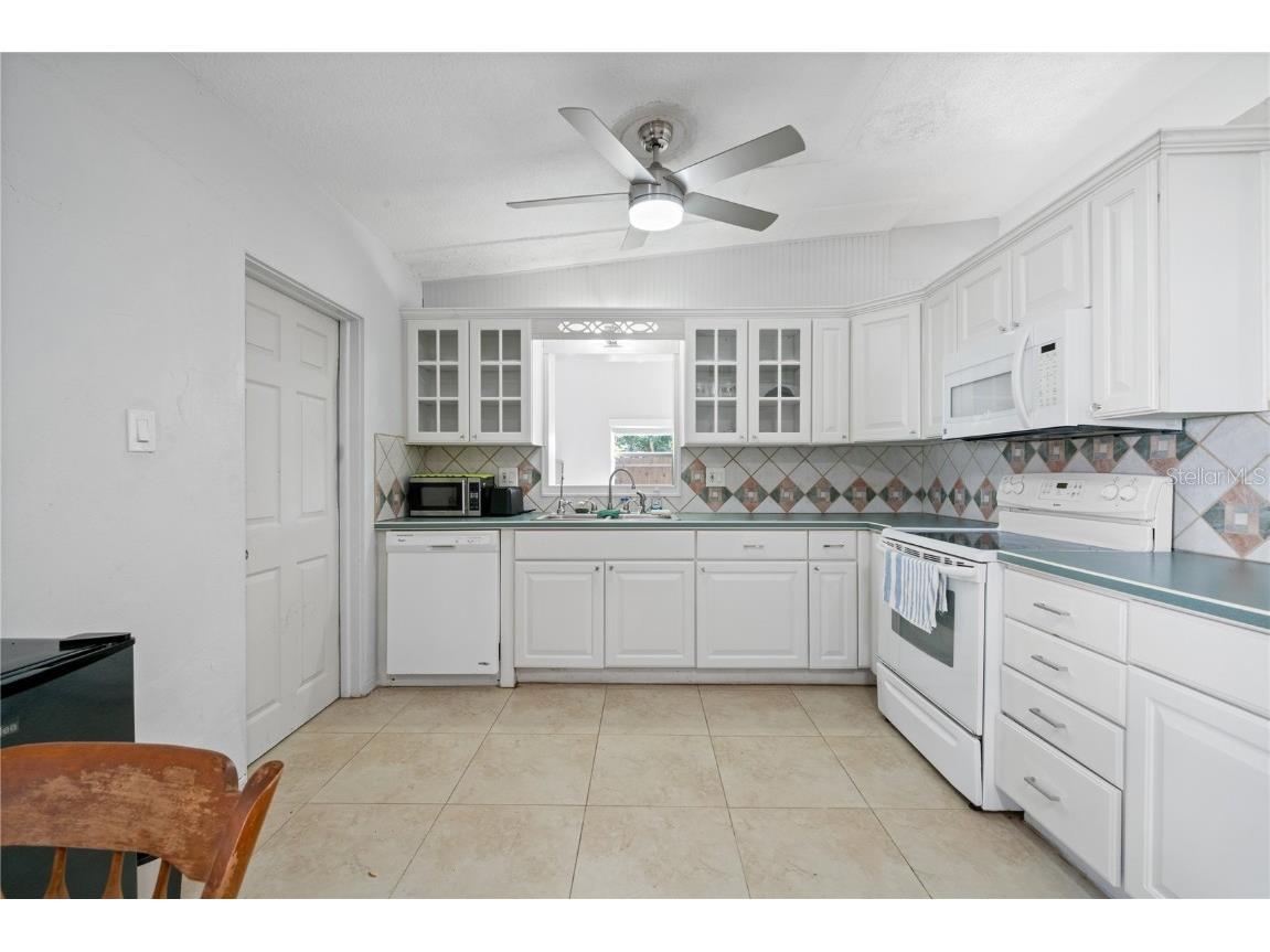 6903 S Shore Drive S South Pasadena FL 33707 TB8429123 image15