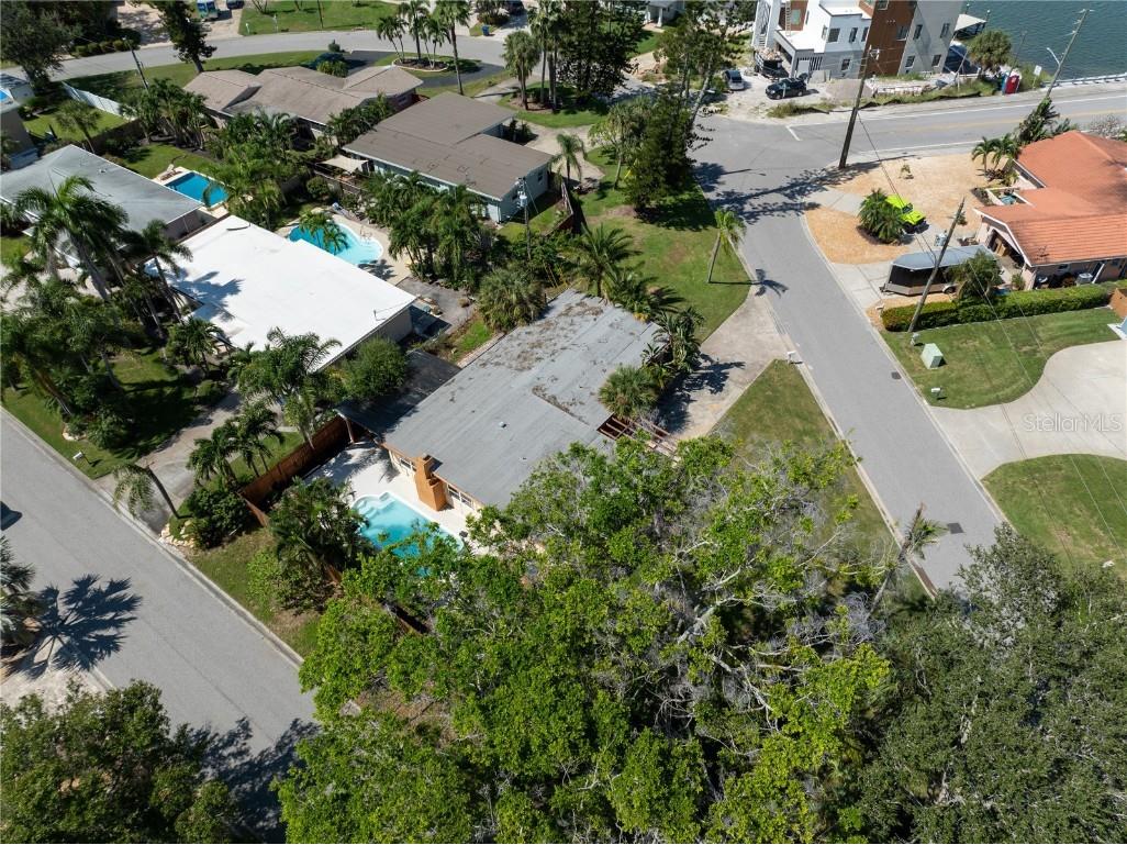 6903 S Shore Drive S South Pasadena FL 33707 TB8429123 image41