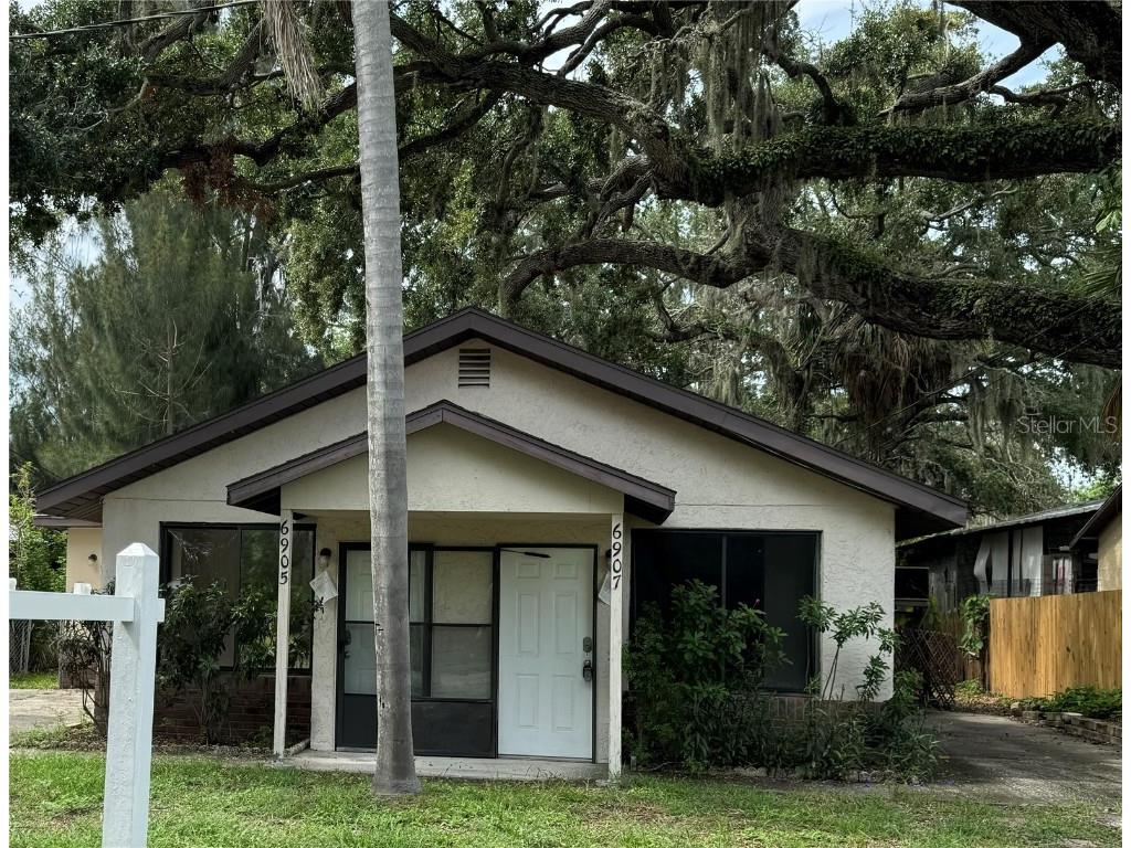 6905 / 6907 Hudson Avenue Hudson FL 34667 T3542794 image1