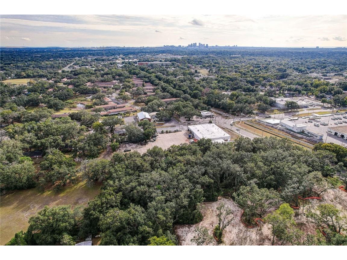 6905 & 6907 Rowlett Park Drive Tampa FL 33610 TB8454512 image14