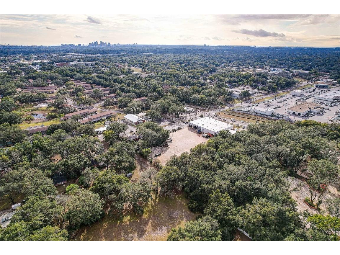 6905 & 6907 Rowlett Park Drive Tampa FL 33610 TB8454512 image15