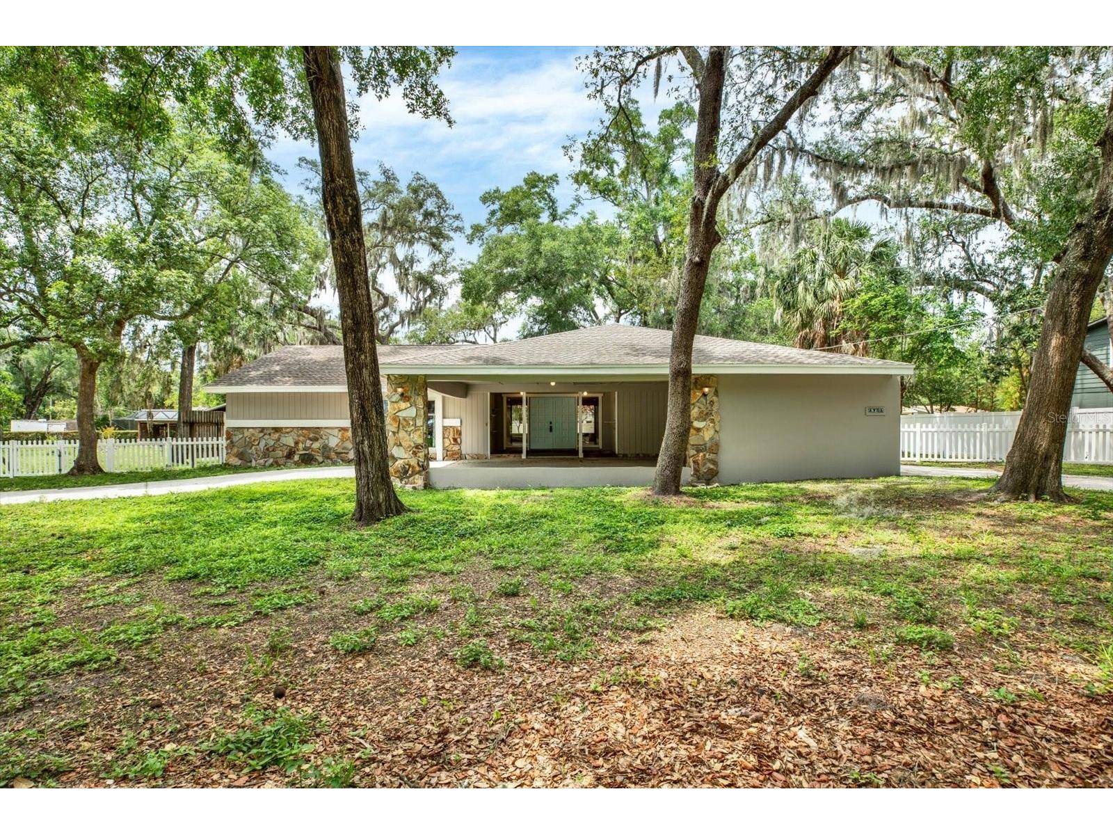 6906 Greenhill Place Tampa FL 33617 TB8516108 image31