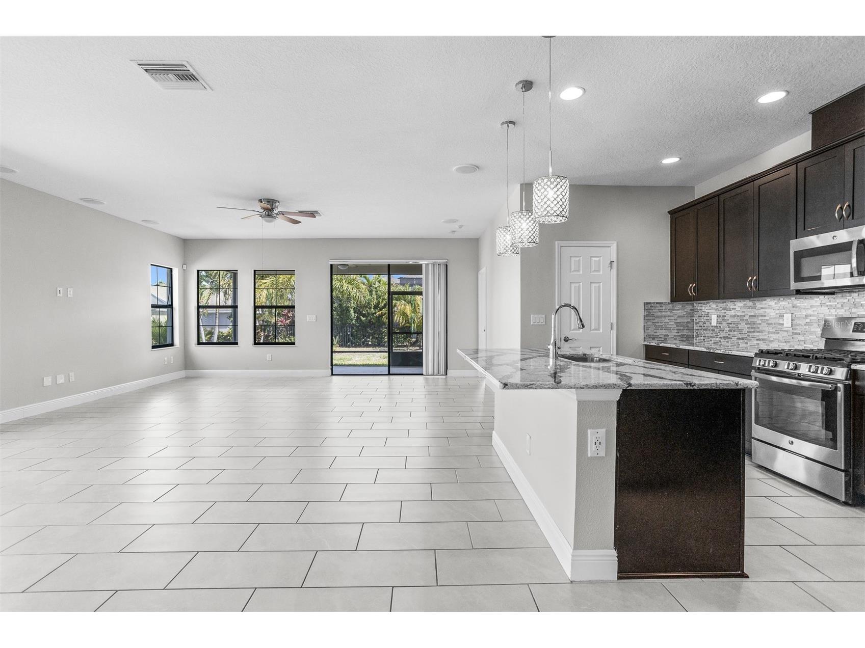 6906 Paradiso Drive Apollo Beach FL 33572 TB8493359 image5