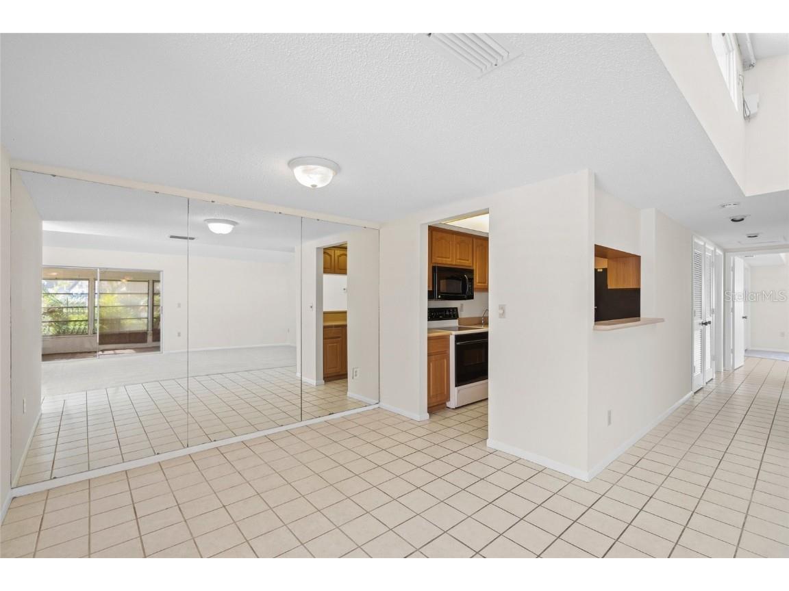 6906 Woodwind Drive #12 Sarasota FL 34231 N6135530 image9