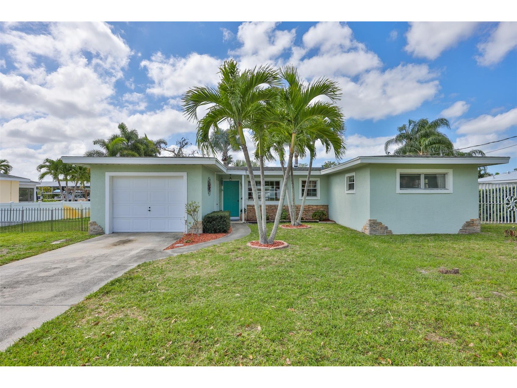 6907 9th Avenue NW Bradenton FL 34209 - WARNER WEST BAYOU A4688466 image1