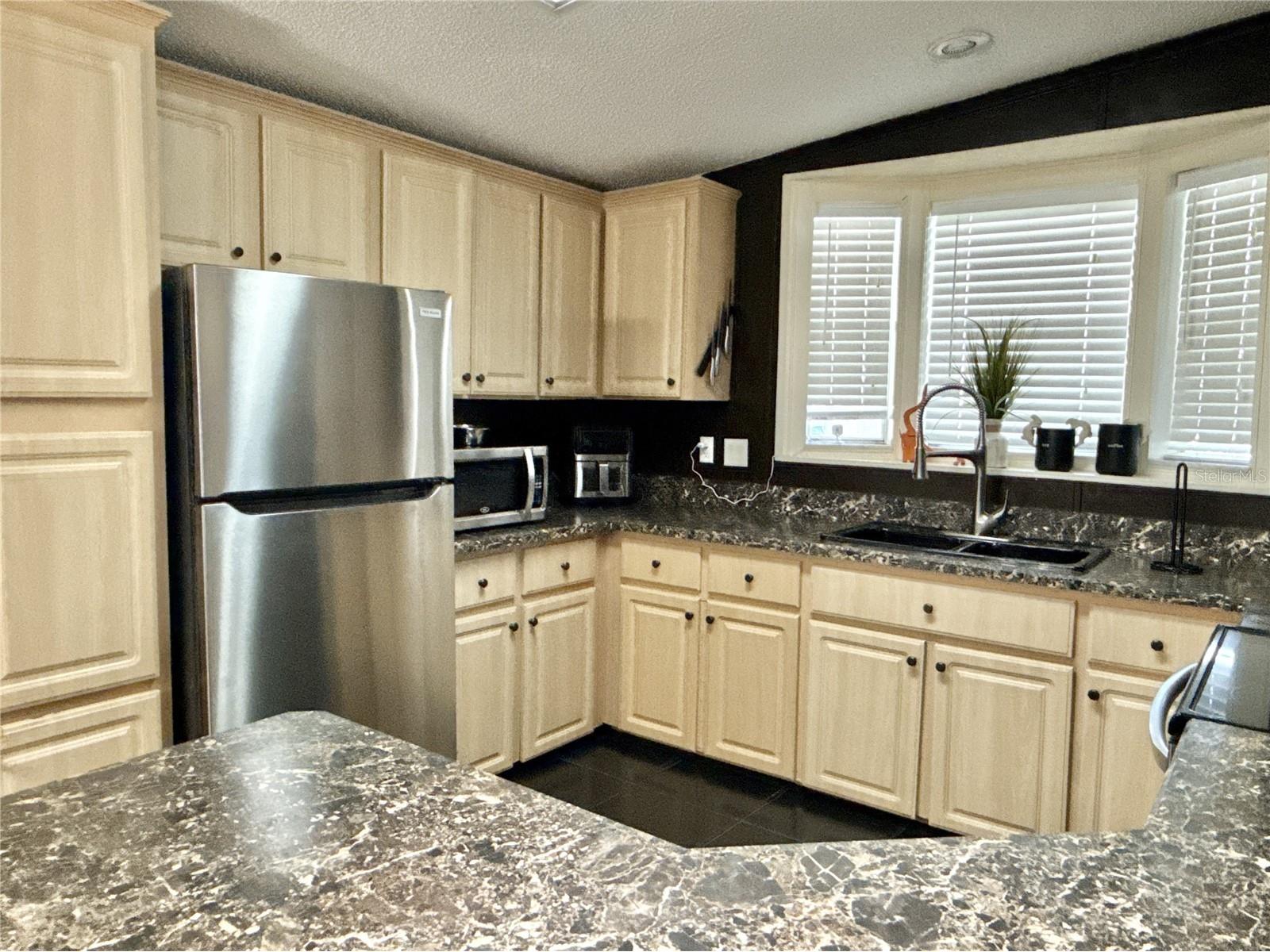 6907 Americana Drive NE #101 Saint Petersburg FL 33702 - TAMPA BAY TB8486983 image3