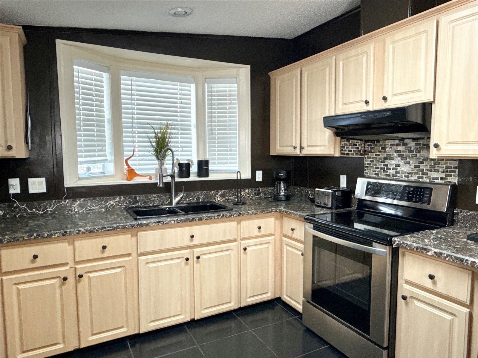 6907 Americana Drive NE #101 Saint Petersburg FL 33702 - TAMPA BAY TB8486983 image4