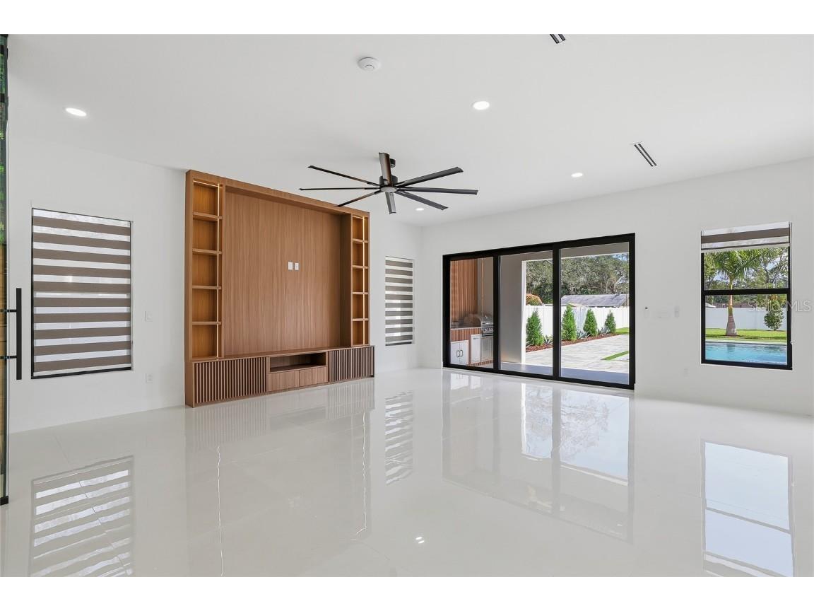 6907 N Boulevard Tampa FL 33604 TB8456399 image30