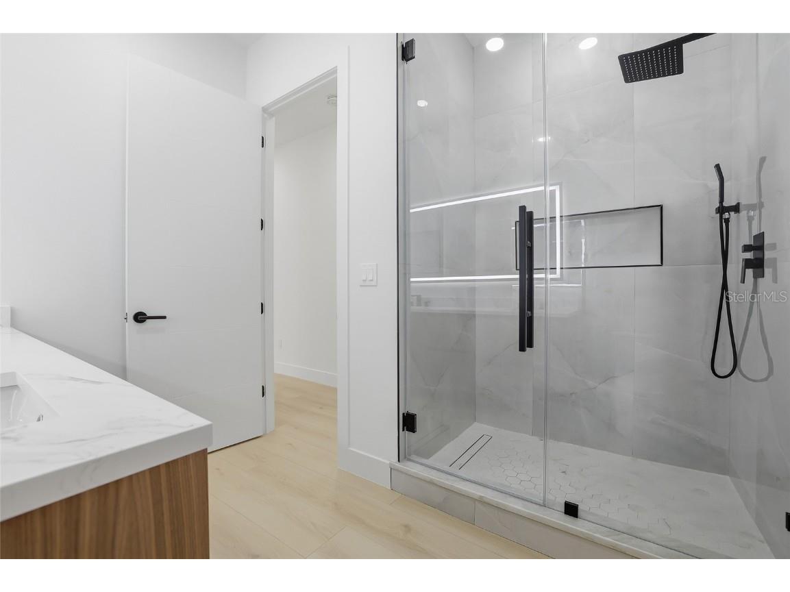 6907 N Boulevard Tampa FL 33604 TB8456399 image43