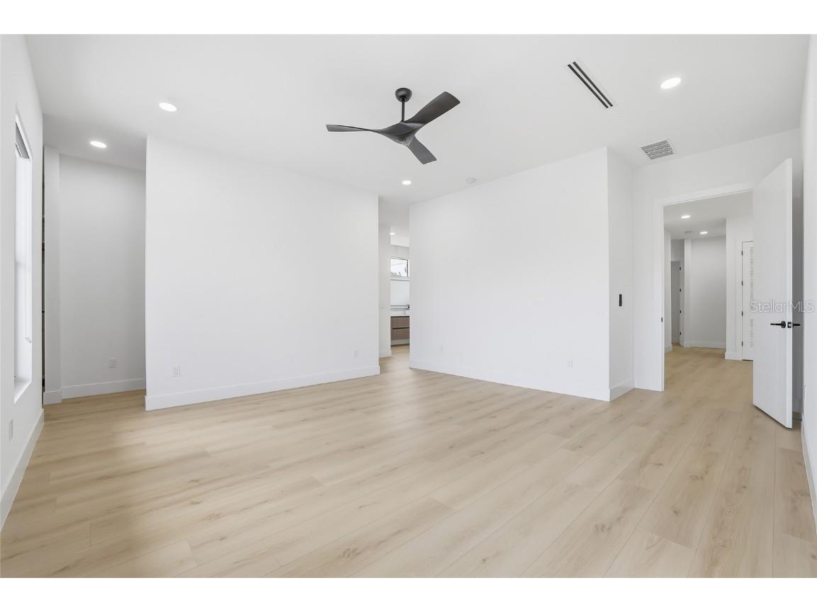 6907 N Boulevard Tampa FL 33604 TB8456399 image53