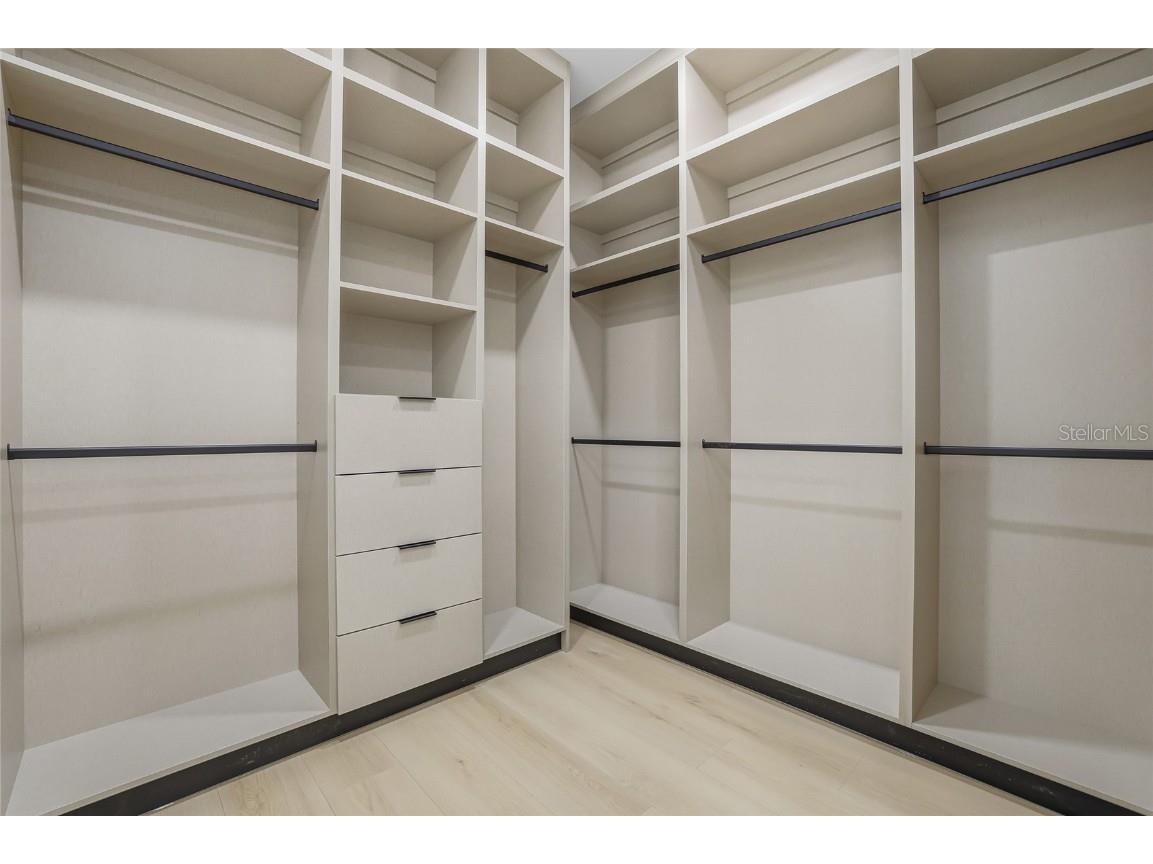 6907 N Boulevard Tampa FL 33604 TB8456399 image55