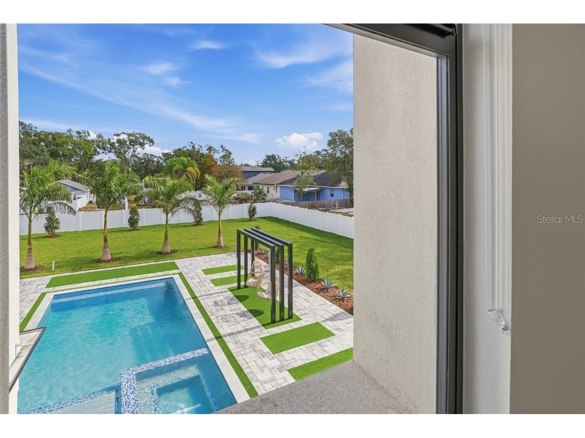 6907 N Boulevard Tampa FL 33604 TB8456399 image59