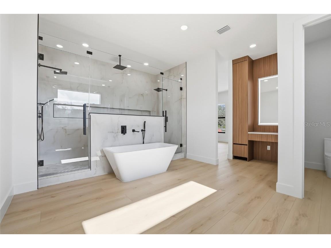 6907 N Boulevard Tampa FL 33604 TB8456399 image65