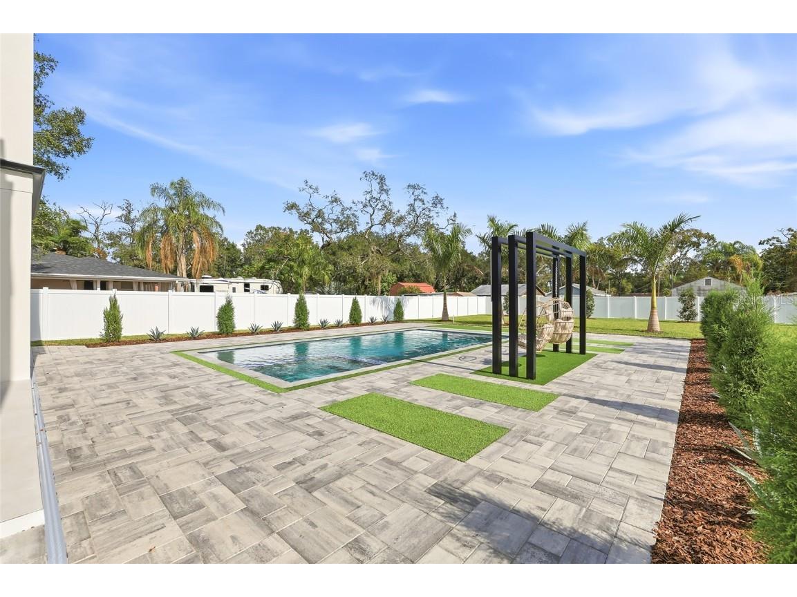 6907 N Boulevard Tampa FL 33604 TB8456399 image80