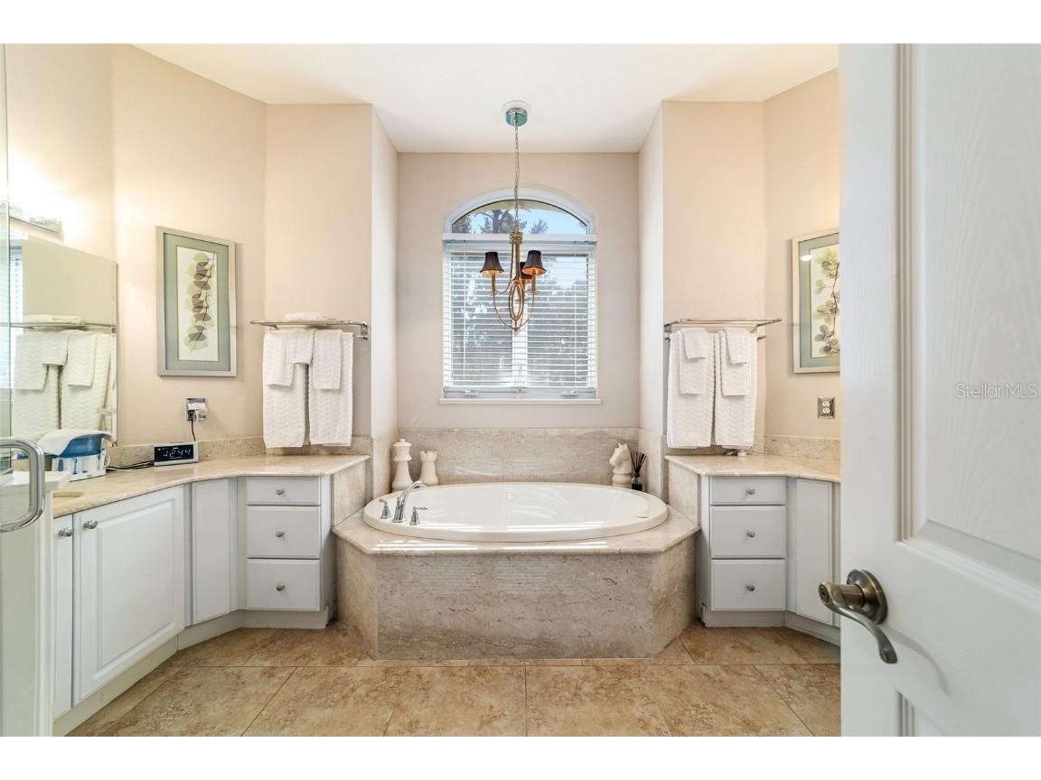 6907 SE 12th Circle Ocala FL 34480 OM713811 image26