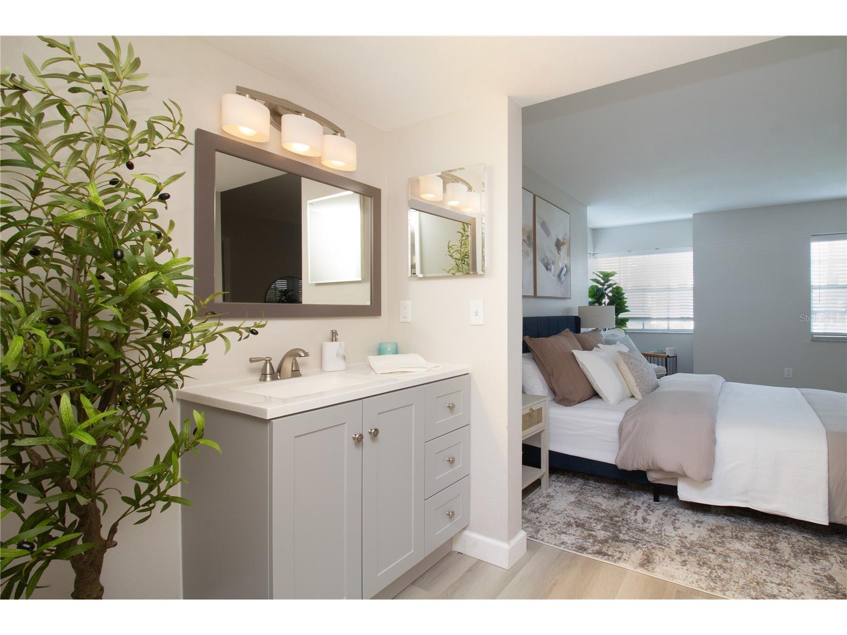 6907 Stones Throw Circle N #2101 Saint Petersburg FL 33710 TB8489432 image11