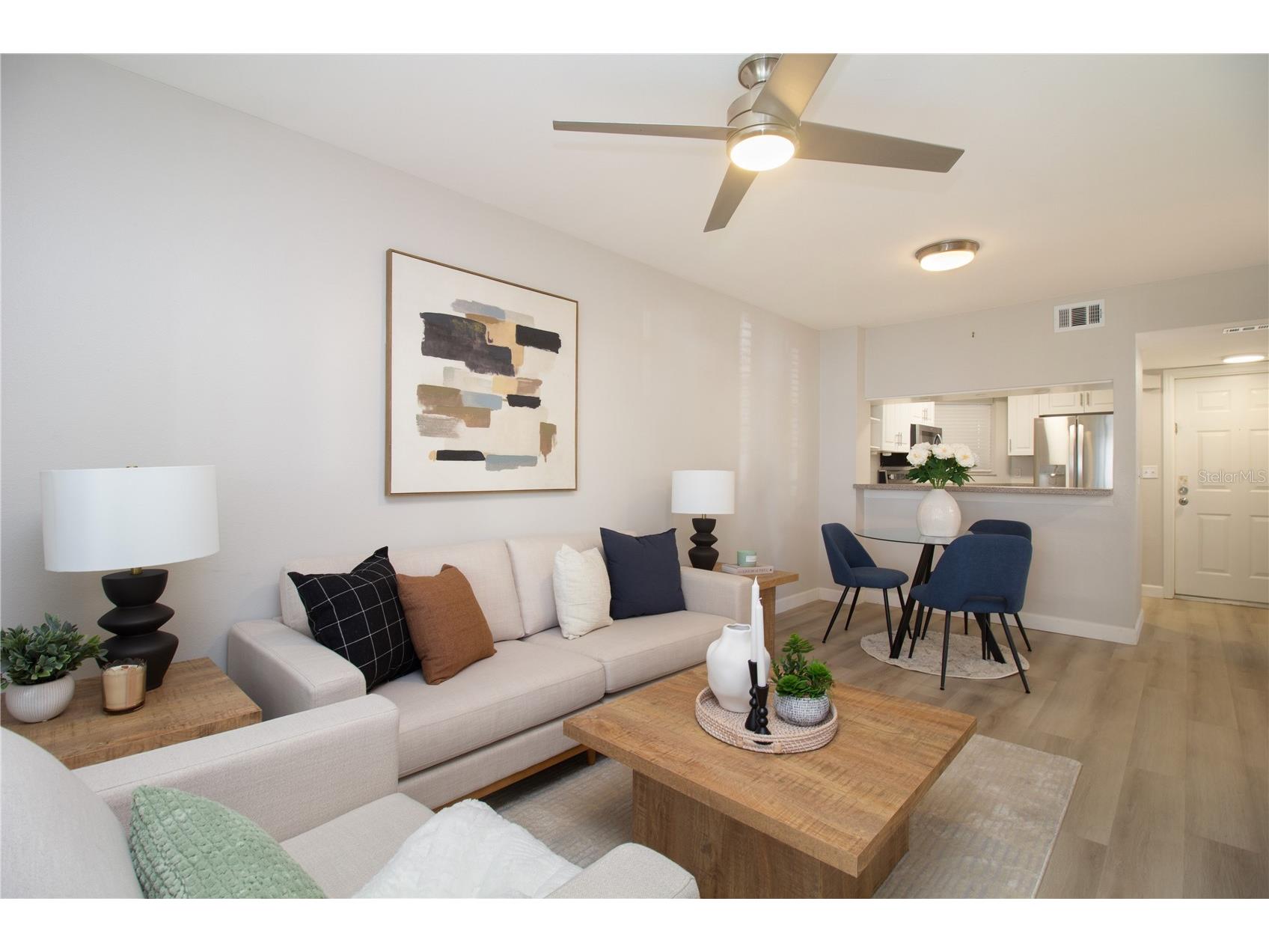 6907 Stones Throw Circle N #2101 Saint Petersburg FL 33710 TB8489432 image3