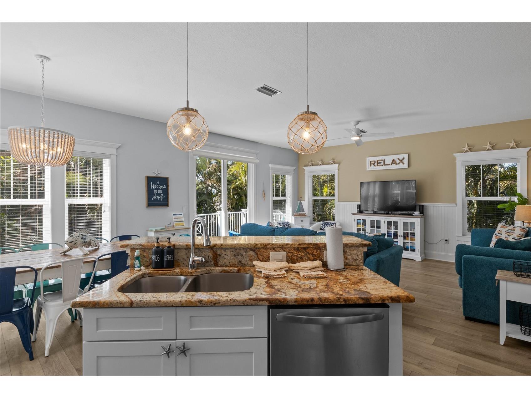 6908 Holmes Boulevard Holmes Beach FL 34217 A4679284 image12