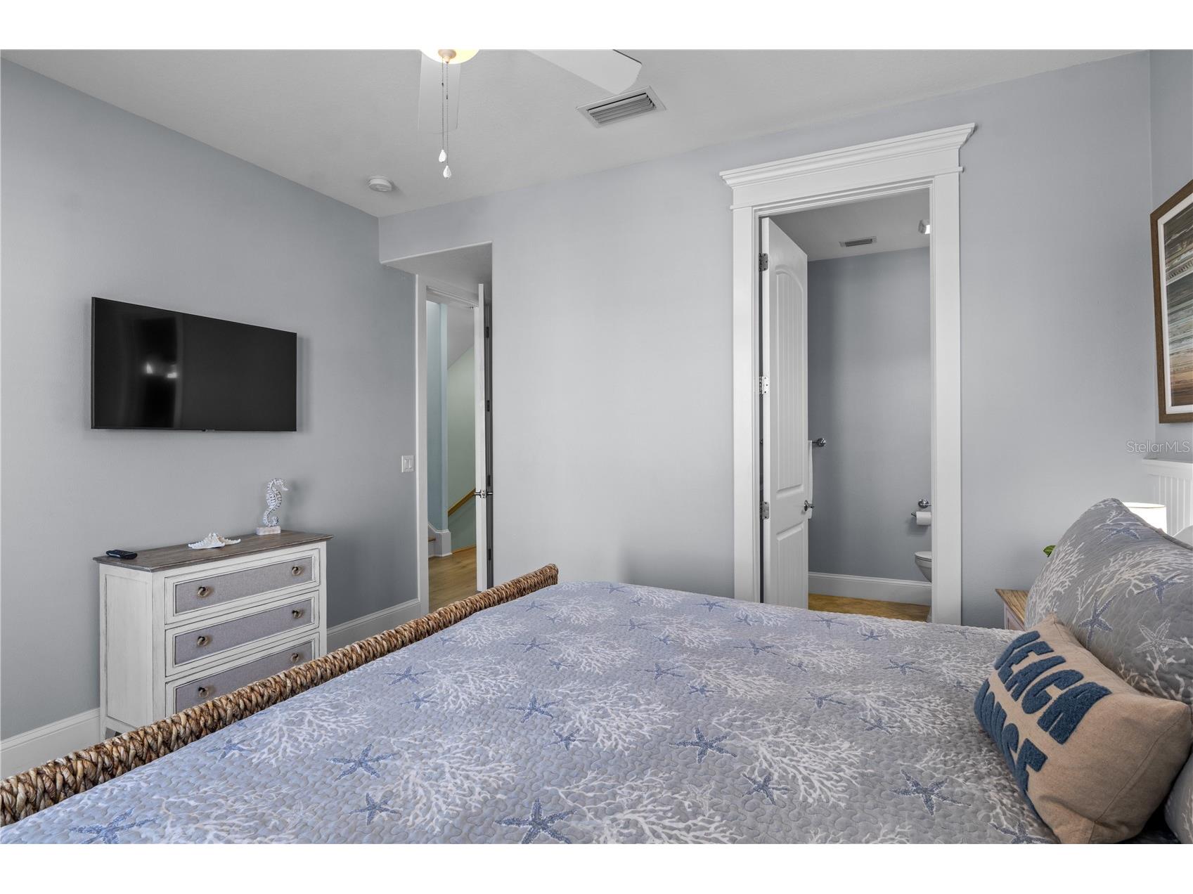 6908 Holmes Boulevard Holmes Beach FL 34217 A4679284 image30