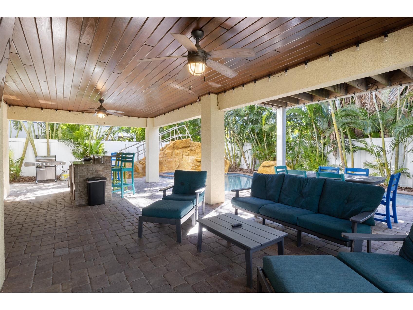 6908 Holmes Boulevard Holmes Beach FL 34217 A4679284 image48