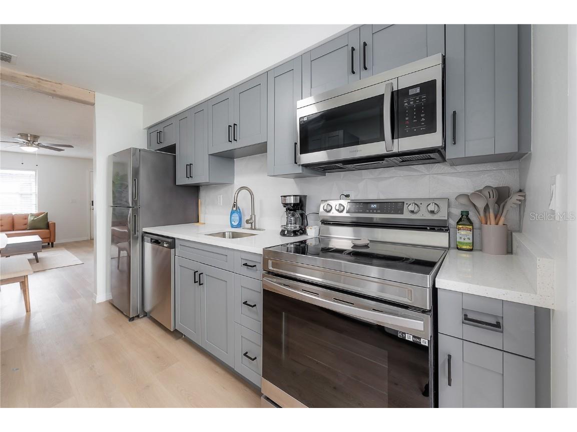 6908 S Macdill Avenue #A Tampa FL 33611 TB8462174 image11