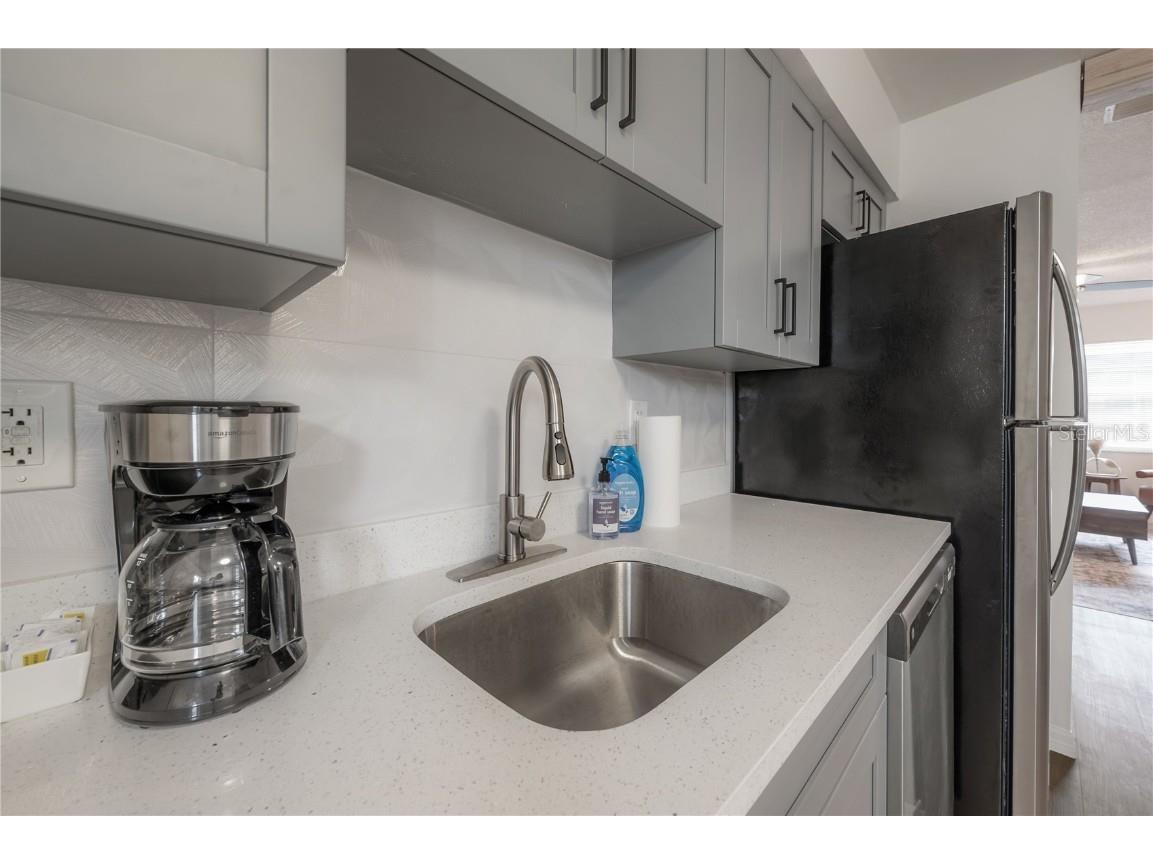 6908 S Macdill Avenue #B Tampa FL 33611 TB8462303 image11