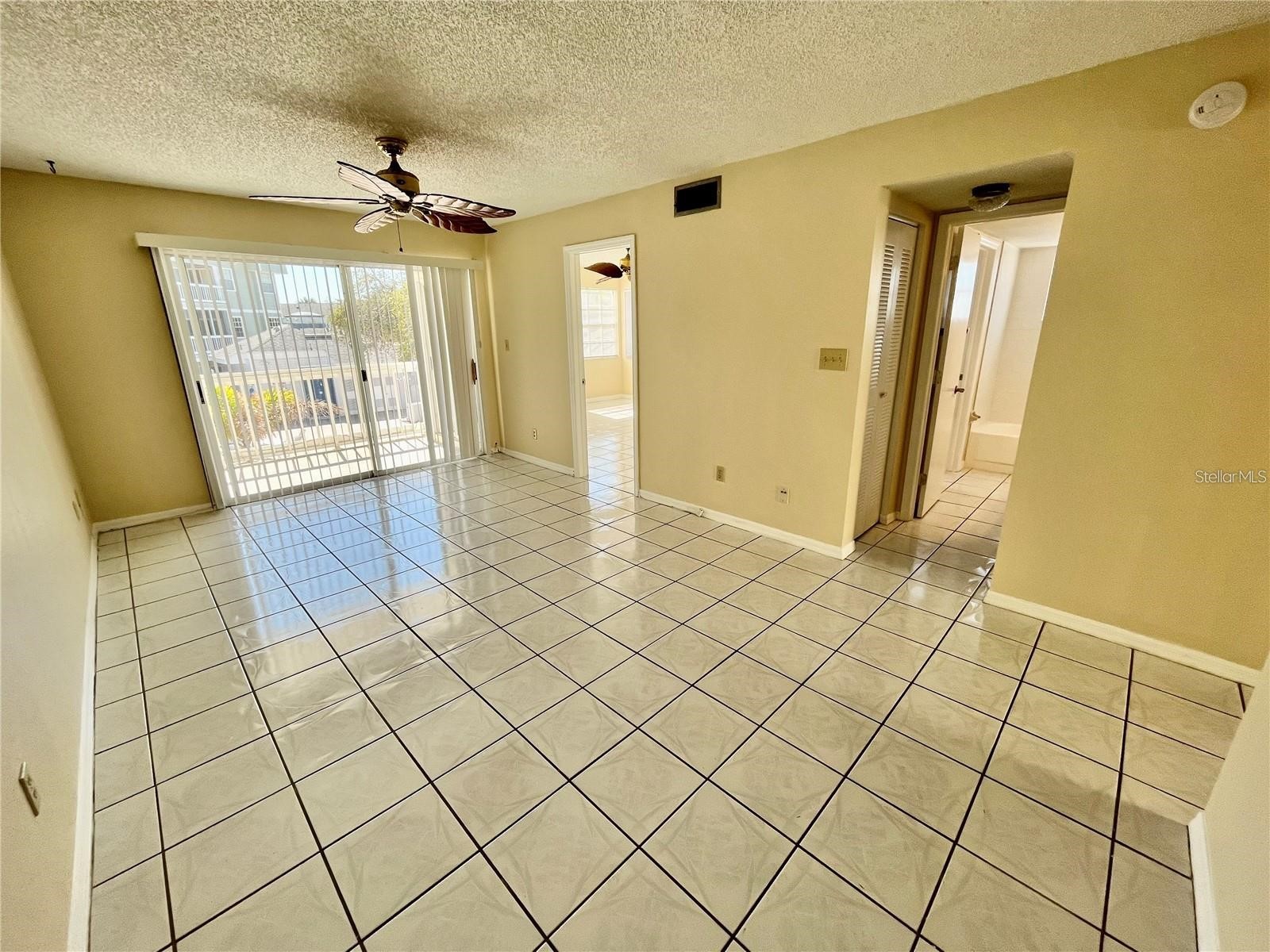 6908 Stones Throw Circle N #10208 Saint Petersburg FL 33710 TB8512809 image10