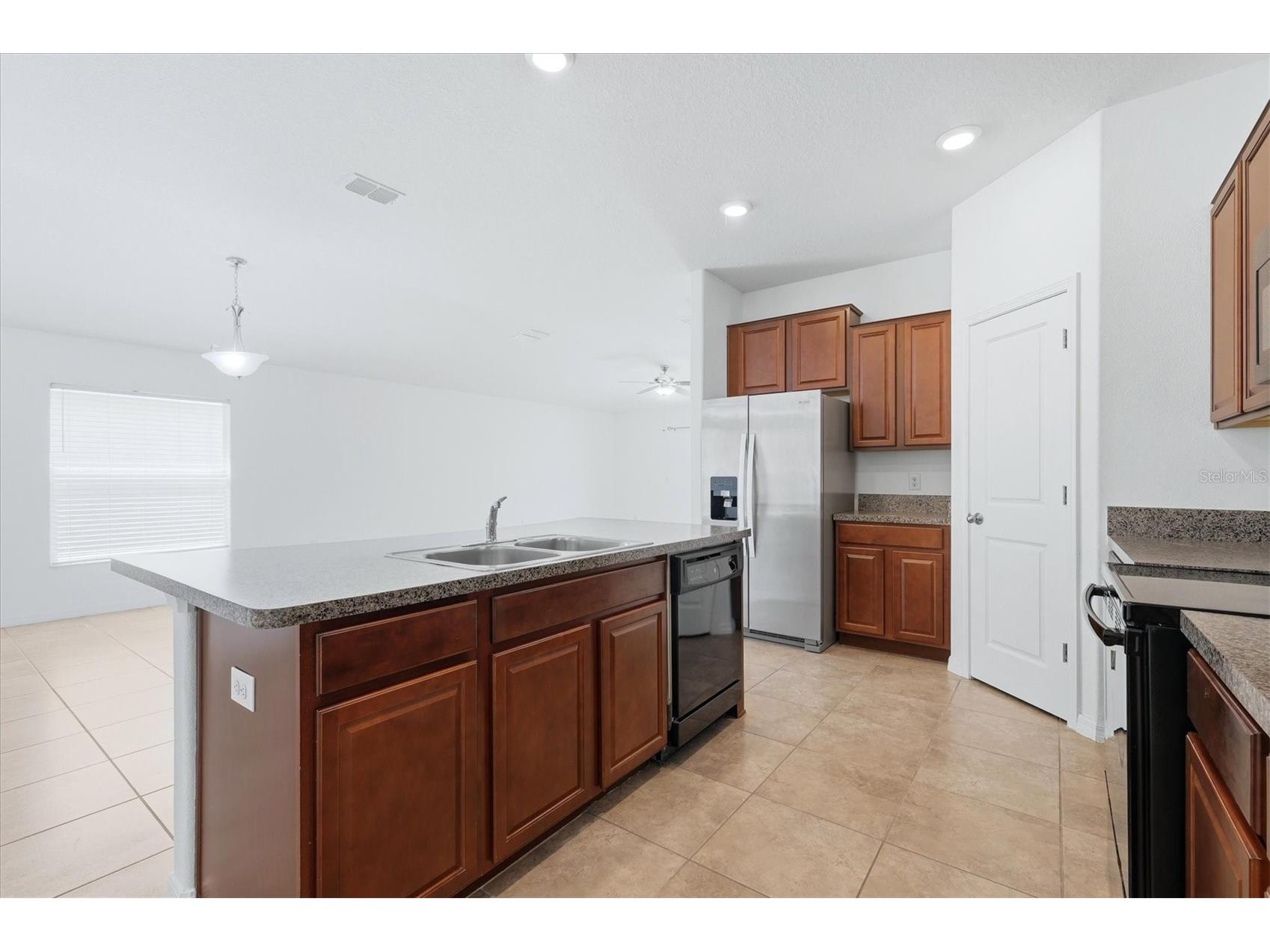 6908 Trent Creek Drive Ruskin FL 33573 A4699785 image12
